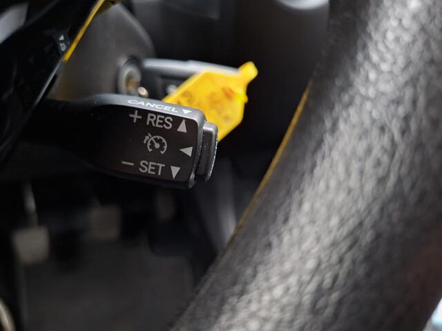 Toyota AYGO 1.0 VVT-i x-fun Airco | 5 deurs | mats foto's maken