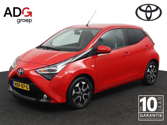 Toyota AYGO 1.0 VVT-i x-joy Limited Automaat | Lichtmetalen Velgen | Automatische Airco | Privacy Glas | Achteruitrijcamera |