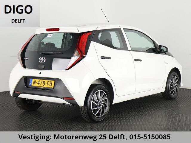 Toyota AYGO 1.0 VVT-i X CARPLAY NAVI 1e EIG.GARANTIE 10-2031 VOLLEDIG OH. AUDIO. SPEED LIMITER.