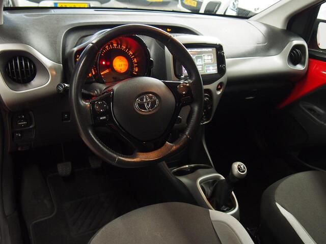 Toyota AYGO 1.0 VVT-i x-play Camera (APK:Nieuw) Incl.Garantie