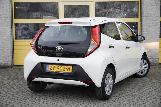 Toyota AYGO 1.0 VVT-i 5drs X-Fun BJ2019 Led | Audio | Airco | Stuurbekrachtiging | Getint glas