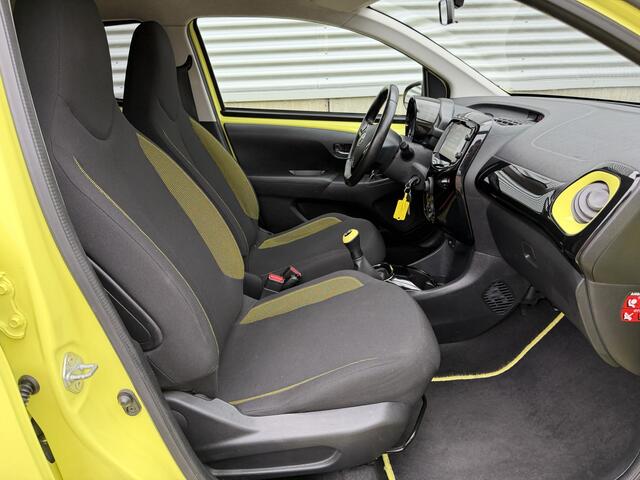 Toyota AYGO 1.0 VVT-i x-cite Yellow & Black [ airco,camera,cruise,lmv ]