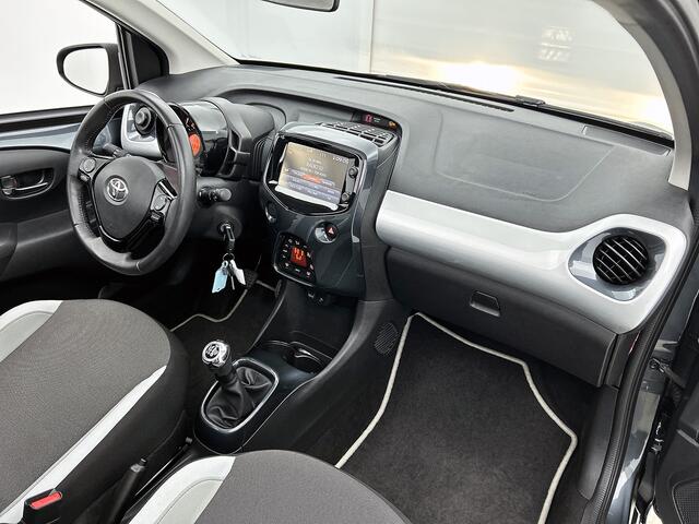 Toyota AYGO 1.0 VVT-i x-clusiv | PANO | Bluetooth | LMV | Climate Control |