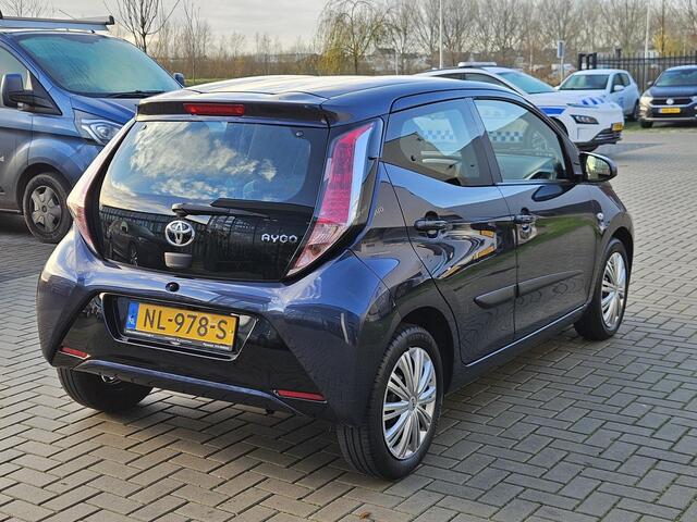 Toyota AYGO 1.0 VVT-i x-nav Automaat Carplay Camera Navi