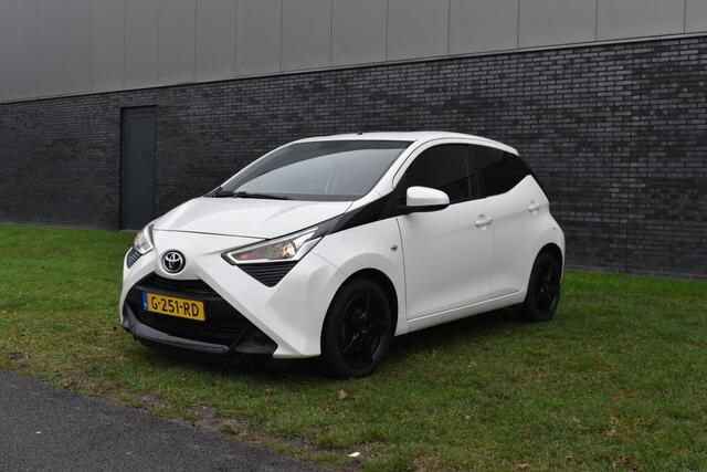 Toyota AYGO 1.0 VVT-i x 5-deurs Cruise control Zwarte velgen