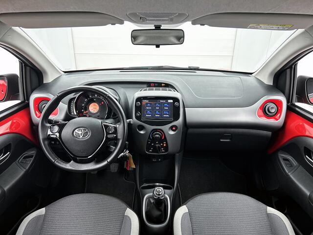 Toyota AYGO 1.0 VVT-i x-play | BTW voertuig | Achteruitrijcamera |
