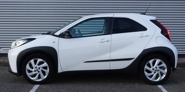 Toyota AYGO 1.0 VVT-i First I NL-Auto I 1e Eig I Clima I Cruise I Android/Apple I 10 jaar garantie I