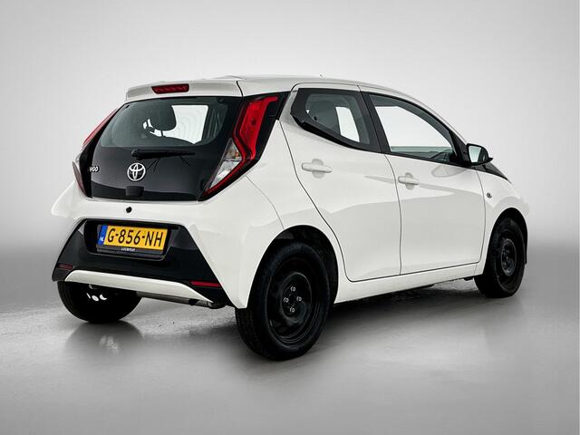 Toyota AYGO 1.0 VVT-i x-play limited | NL auto | Dealeronderhouden |