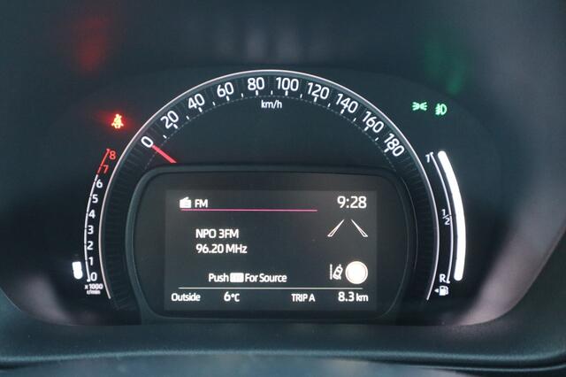 Toyota AYGO X 1.0 VVT-i MT Pulse Bi-tone | Carplay | Climate Control