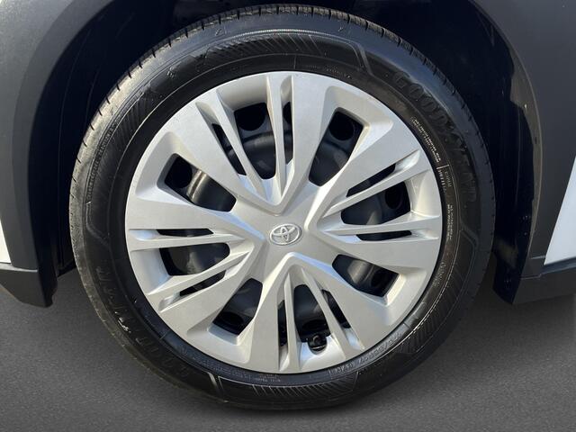 Toyota AYGO X 1.0 VVT-i Play, optioneel: Ramaker Black Edition, ¤2.000.-