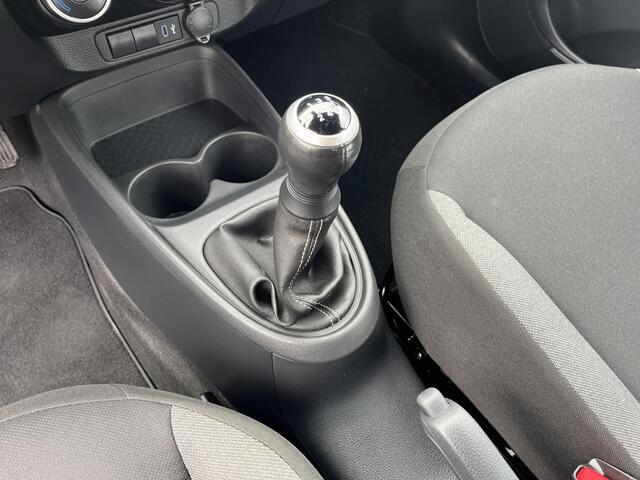 Toyota AYGO X 1.0 VVT-i Play + Ramaker Black Edition