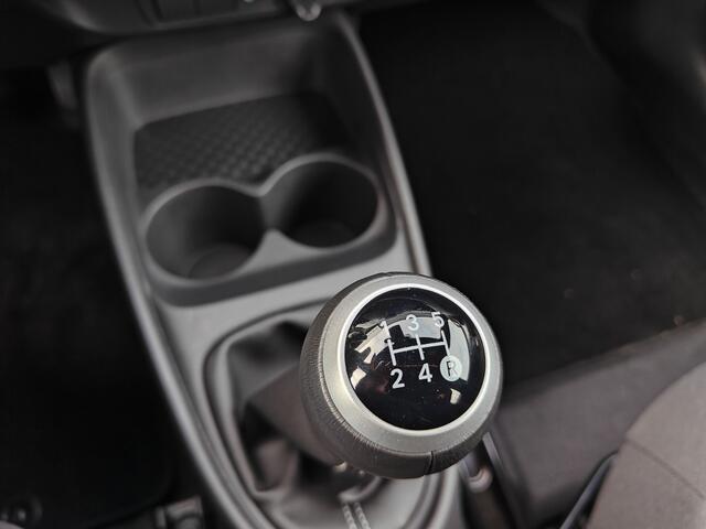 Toyota AYGO X 1.0 VVT-i MT Play