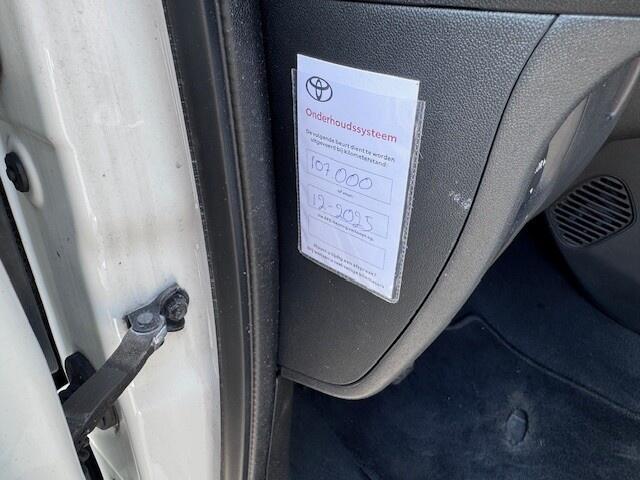 Toyota AYGO 1.0 VVT-i x-play 5 Drs. Airco, Navi. Bleuth. Camera.