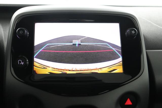 Toyota AYGO 1.0 VVT-i x-play | Achteruitrijcamera | LMV | NAP |