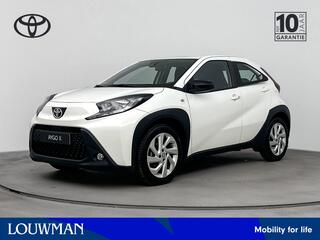 toyota-aygo-x-1.0-vvt-i-s-cvt-first