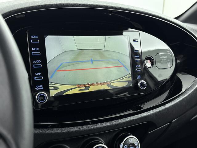 Toyota AYGO X 1.0 VVT-i S-CVT Pulse Bi-Tone | Stoelverwarming | Parkeercamera | Apple Carplay / Android Auto |