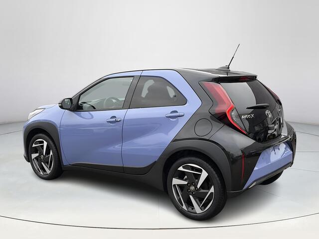 Toyota AYGO X Hybrid 115 envy