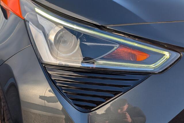 Toyota AYGO 1.0 VVT-i x-JBL Acteruitrijcamera, Navigatie met Apple Carplay & Android Auto, JBL premium audio