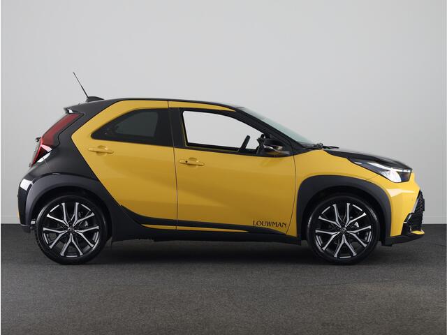 Toyota AYGO X Hybrid 115 GR Sport *DEMO* | JLB geluidsysteem | 18" LM velgen | GR Sport uitvoering |