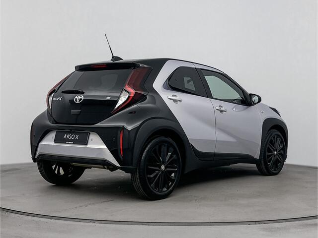 Toyota AYGO X 1.0 VVT-i S-CVT JBL Premium | Automaat | Parkeersensoren | Apple Carplay / Android Auto | Stoelverwarming |