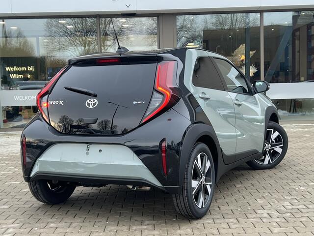 Toyota AYGO X Hybrid 115 pulse Bi-Tone | Easy Pack