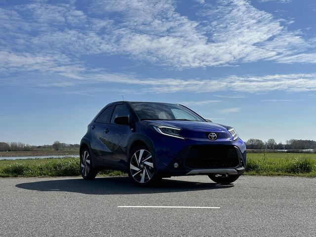 Toyota AYGO X 1.0 VVT-i MT Play ¤20.750,- RIJKLAAR! Nu ¤500,- voordeel! Nu extra scherp geprijsd!