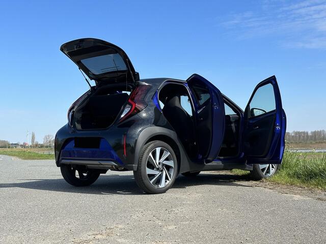 Toyota AYGO X 1.0 VVT-i MT Play ¤20.750,- RIJKLAAR! Nu ¤500,- voordeel! Nu extra scherp geprijsd!