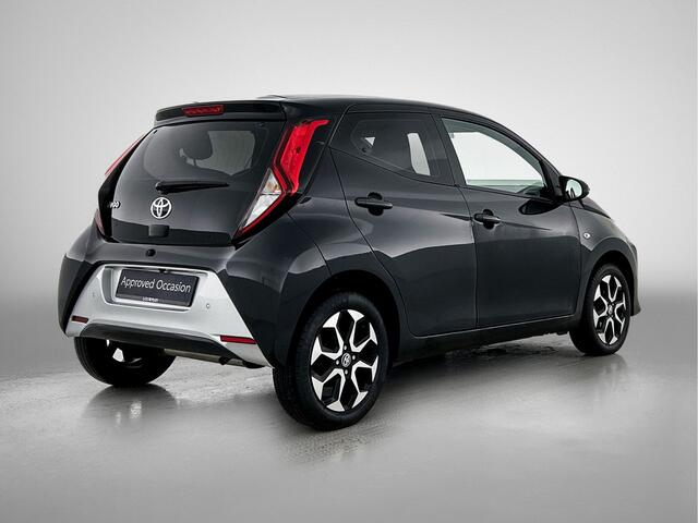 Toyota AYGO 1.0 VVT-i x-play Automaat | Premium uitvoering | | Parkeersensoren voor en achter |