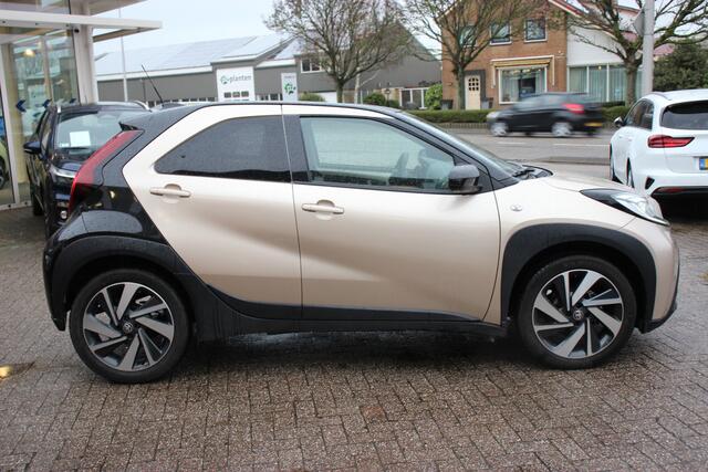 Toyota AYGO X 1.0 VVT-i S-CVT Envy | Parkeersensoren voor+achter | Clima |