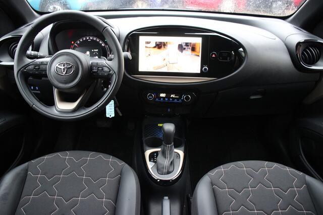 Toyota AYGO X 1.0 VVT-i S-CVT Envy | Parkeersensoren voor+achter | Clima |