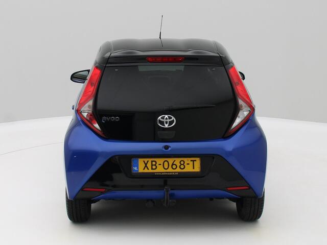 Toyota AYGO 1.0 VVT-i x-clusiv 1/2 Leder /Camera
