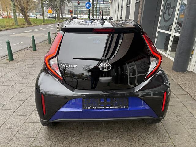 Toyota AYGO X 1.0 VVT-i MT Envy