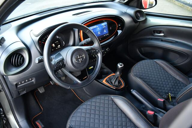 Toyota AYGO X 1.0 VVT-i MT Limited 72pk | LED koplampen | JBL-audio | NL-auto |