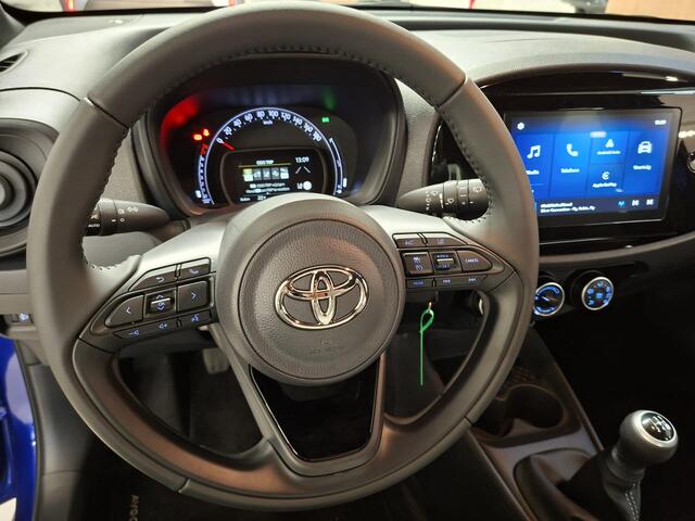 Toyota AYGO X 1.0 VVT-i MT Play