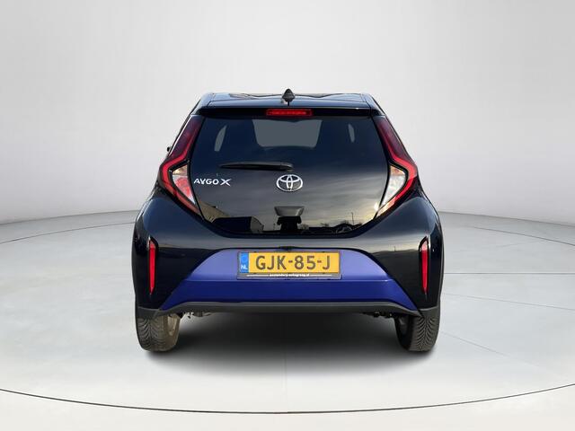 Toyota AYGO X 1.0 VVT-i MT First