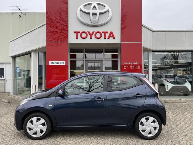 Toyota AYGO 1.0 VVT-i x-nav | Navigatie | All seasonbanden | Camera