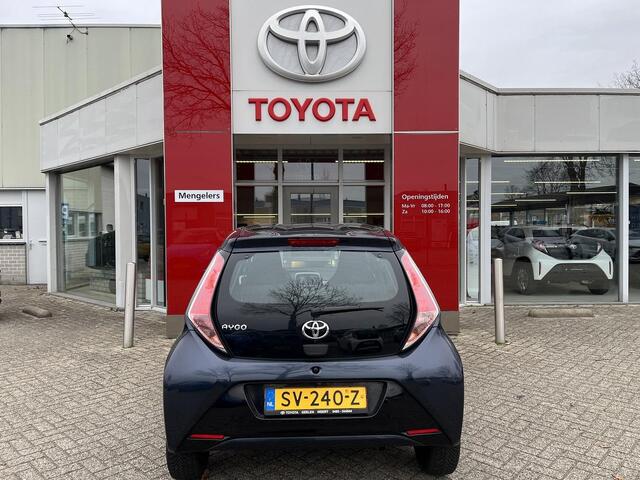 Toyota AYGO 1.0 VVT-i x-nav | Navigatie | All seasonbanden | Camera