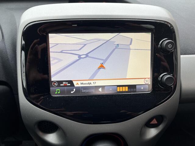 Toyota AYGO 1.0 VVT-i x-nav | Navigatie | All seasonbanden | Camera