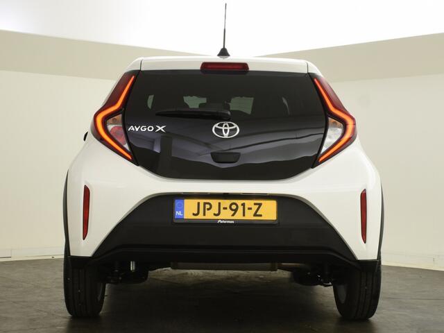 Toyota AYGO X 1.0 VVT-i MT first | Carplay | Stoelverwarming | LMV