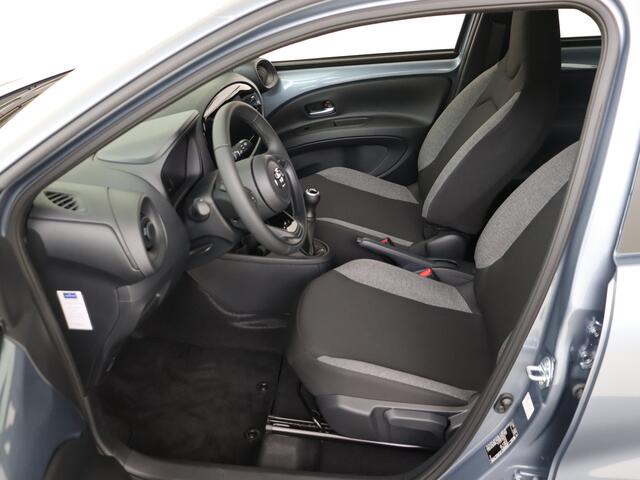 Toyota AYGO X 1.0 VVT-i MT Play