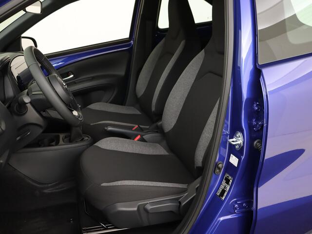 Toyota AYGO X 1.0 VVT-i MT Play
