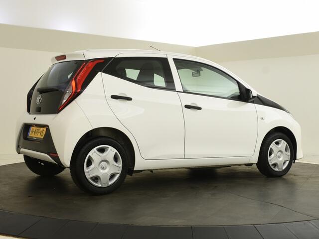Toyota AYGO 1.0 VVT-i x-fun | Bluetooth | Airco