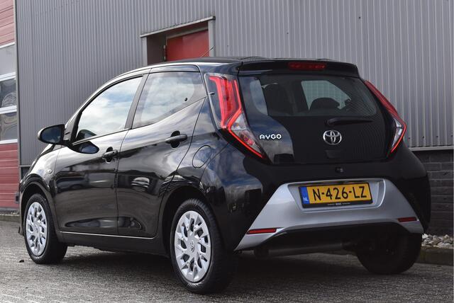 Toyota AYGO 1.0 VVT-i x-play Camera, Carplay, DAB, Orgineel NL