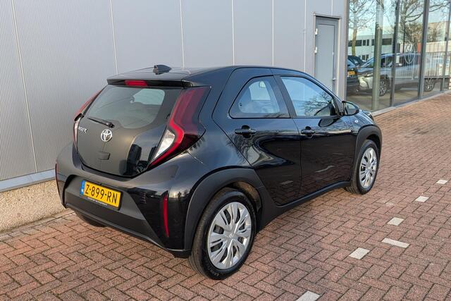 Toyota AYGO X 1.0 VVT-i MT Play Achteruitrijcamera, Navigatie met Android Auto & Apple Carplay