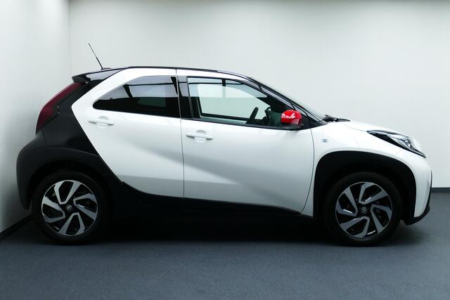 Toyota AYGO X 1.0 VVT-i S-CVT Pulse 1-Eig 9300km. Bi Tone, Camera, Leer, Clima, Adap Cruise, 17"LMV