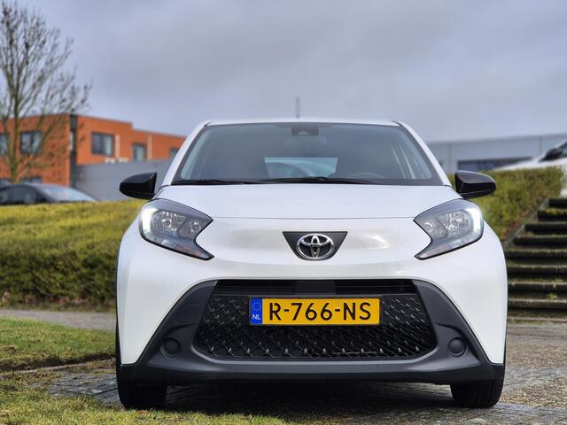 Toyota AYGO X 1.0 VVT-i S-CVT Play | Automaat |