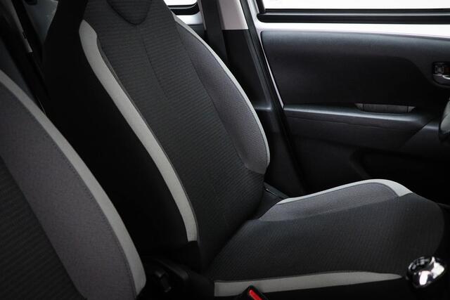 Toyota AYGO 1.0 VVT-i x-play | AIRCO | BLUETOOTH | CAMERA