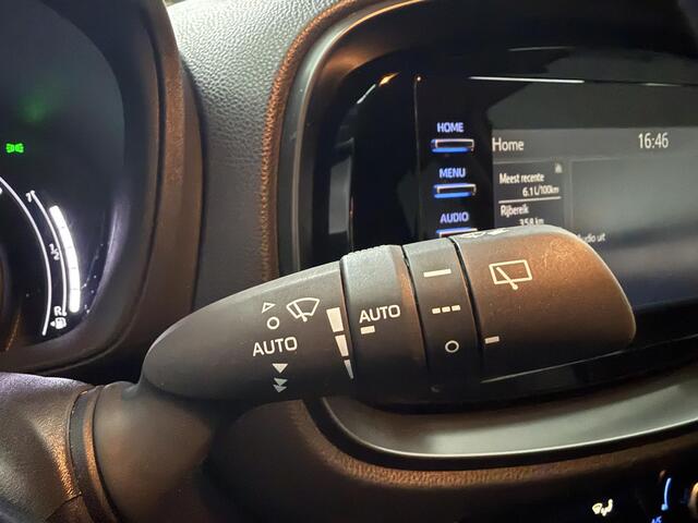 Toyota AYGO X 1.0 VVT-i S-CVT first