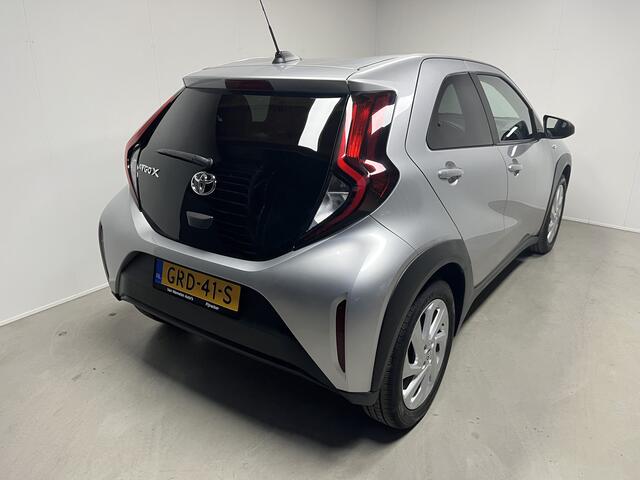 Toyota AYGO X 1.0 VVT-i MT Play Automaat Apple Carplay Stoelverwarming Camera