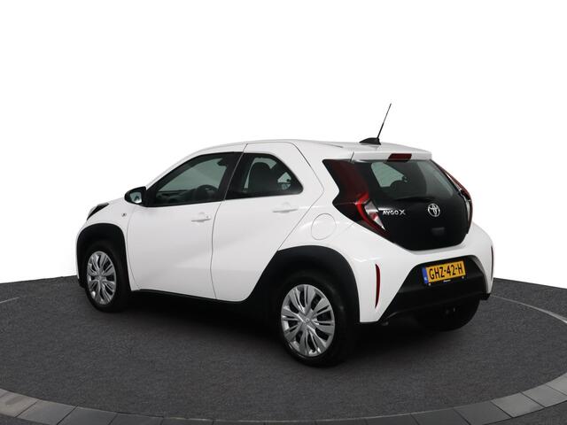 Toyota AYGO X 1.0 VVT-i MT Play | Apple carplay & Android auto | Parkeer camera | Cruise control |